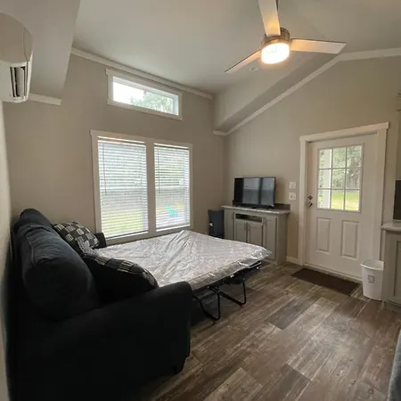 Charming Tiny Home! Close To Oxford, Sardis Lake, Safari Animal Zoo Exterior photo