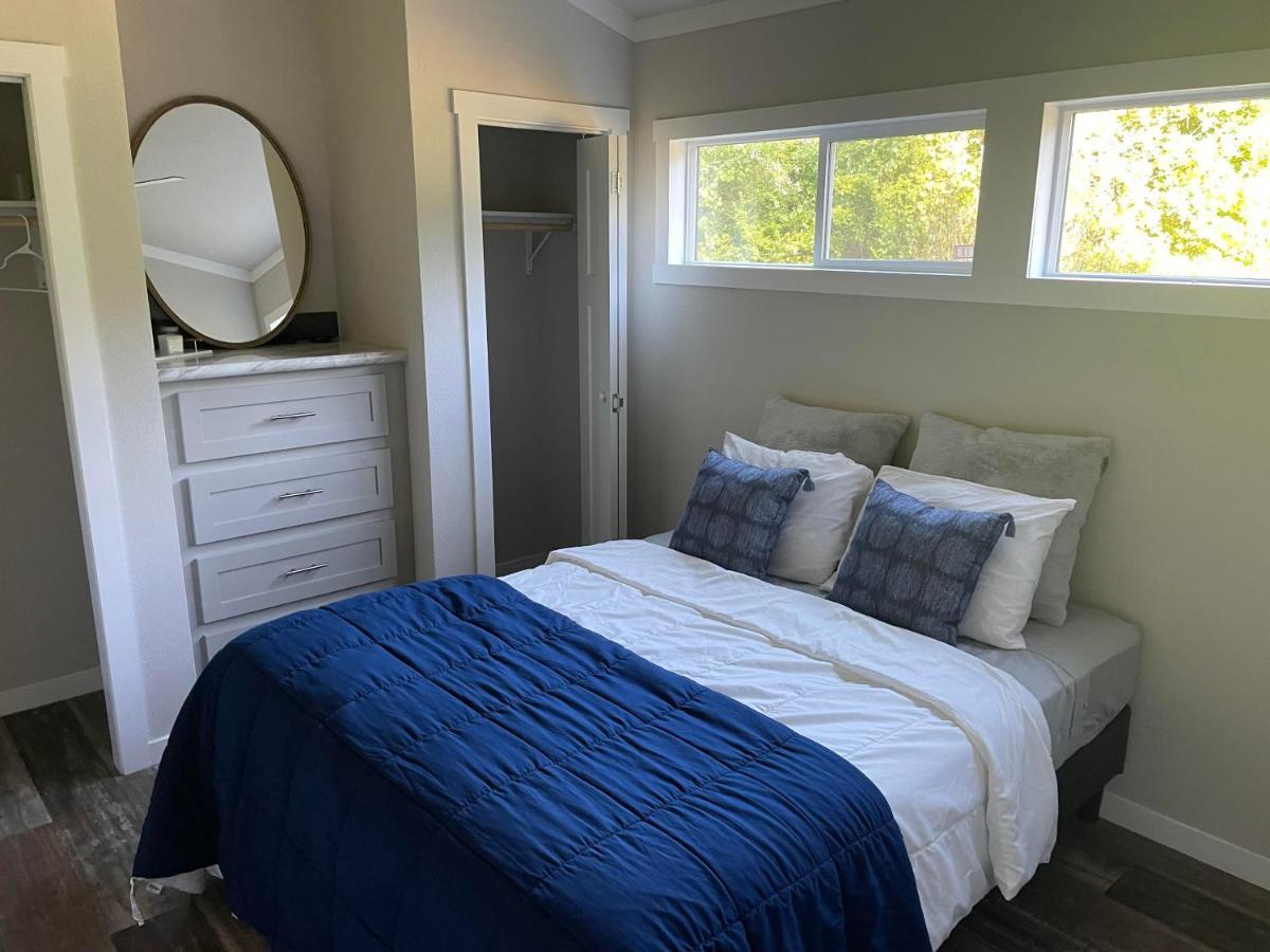 Charming Tiny Home! Close To Oxford, Lake, Safari Animal Zoo * Sardis